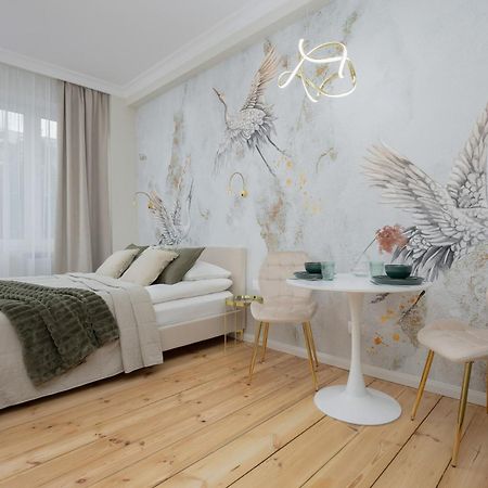 Elegant Apartments Grojecka In Warsaw By Noclegi Renters Buitenkant foto